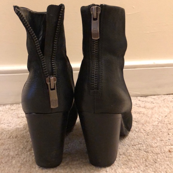 Vince Camuto 'Hadley' Bootie - Picture 4 of 8